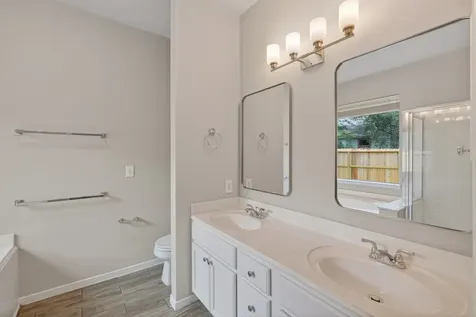 18 Maize Meadow Place The Woodlands TX 77381