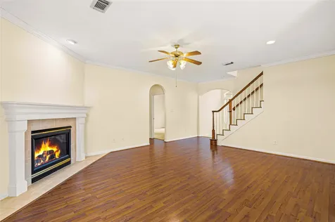 4612 Oakdale Street Bellaire TX 77401