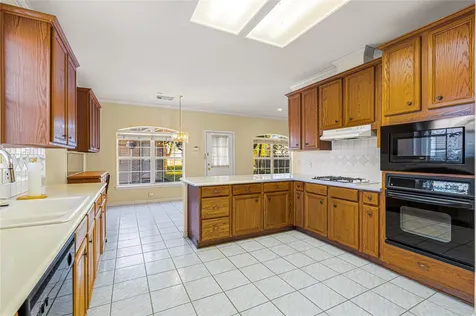4612 Oakdale Street Bellaire TX 77401
