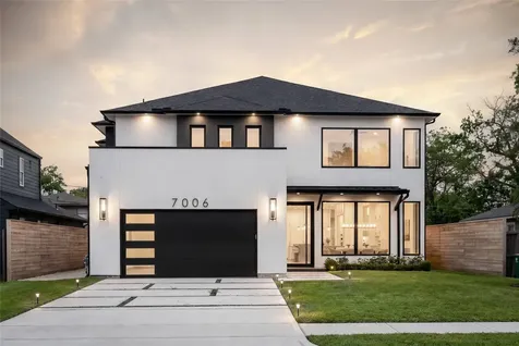 7006 Schiller Street Houston TX 77055