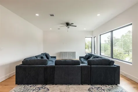 7006 Schiller Street Houston TX 77055