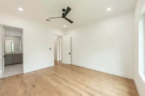 7006 Schiller Street Houston TX 77055