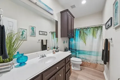 9 S Sandpiper Street La Marque TX 77568