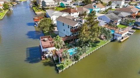 9 S Sandpiper Street La Marque TX 77568