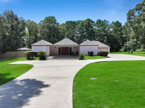 128 County Road 185 Jasper TX 75951