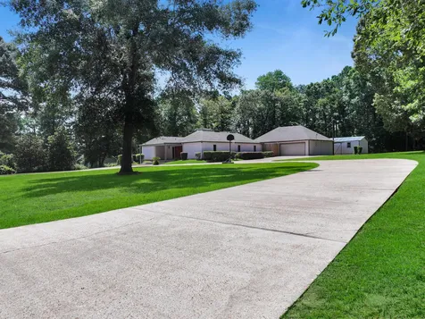 128 County Road 185 Jasper TX 75951