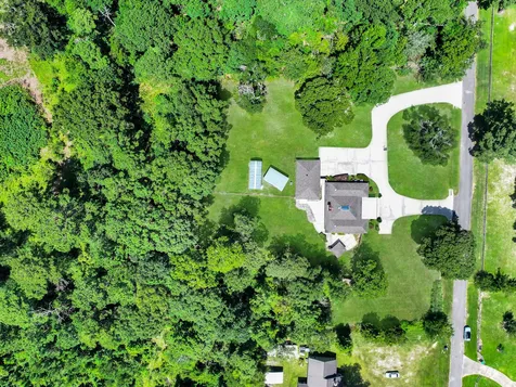 128 County Road 185 Jasper TX 75951