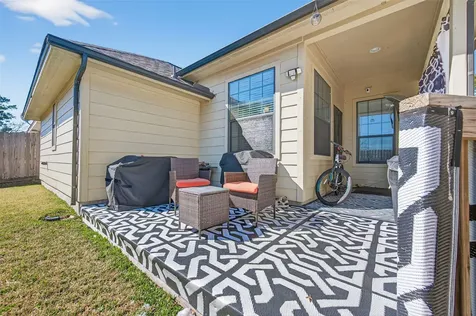 118 Snug Harbor Drive Conroe TX 77356