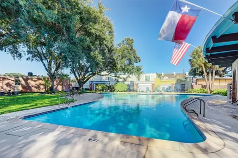 4053 Breakwood Drive Houston TX 77025