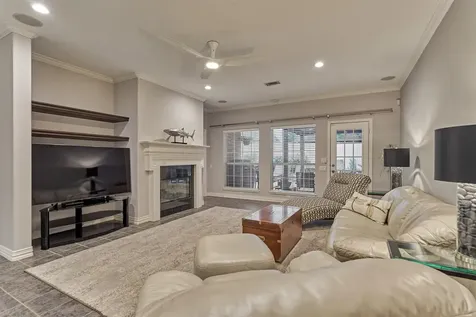 11127 Hunters Landing Montgomery TX 77356