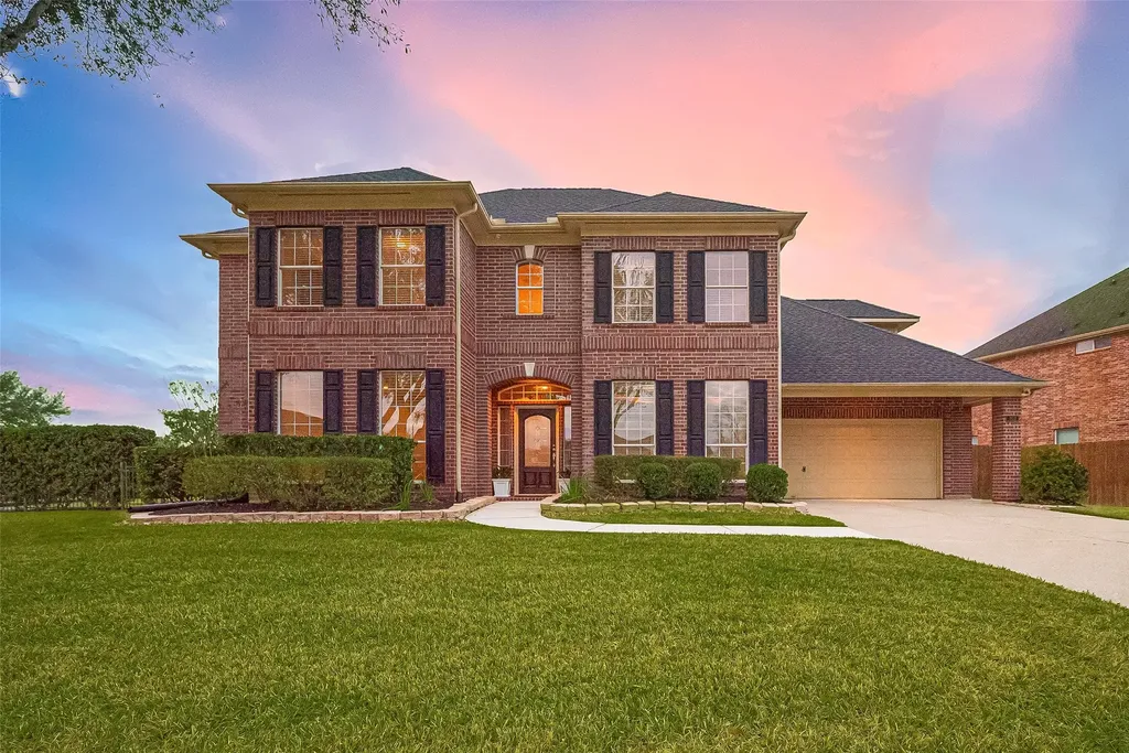 103 Water Bluff Lane Richmond TX 77406