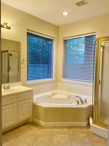 2915 Sycamore Tree Court Kingwood TX 77345