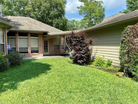 2915 Sycamore Tree Court Kingwood TX 77345
