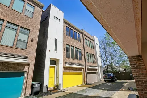 209 Burr Street C Houston TX 77011