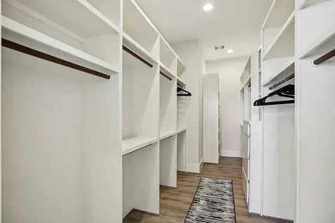 209 Burr Street C Houston TX 77011