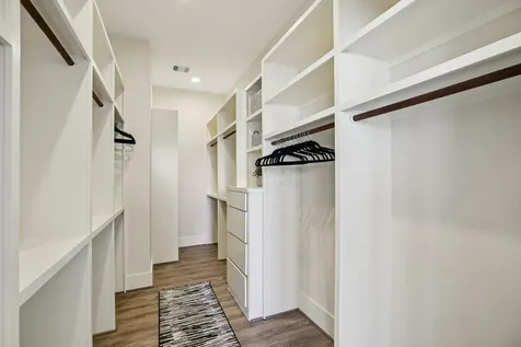 209 Burr Street C Houston TX 77011