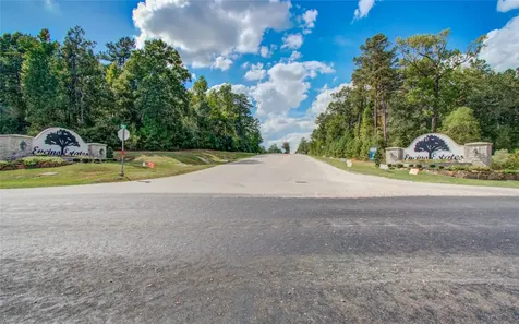 505 Road 6617 Dayton TX 77535