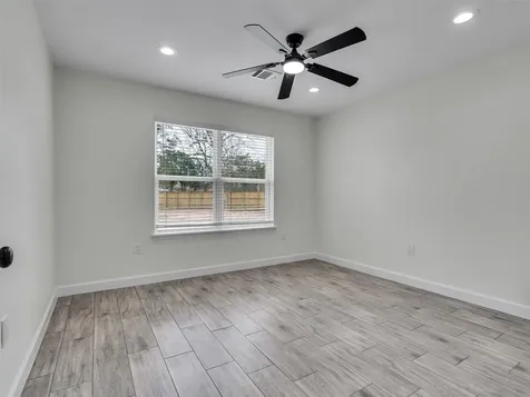 4835 County Road 380 Houston TX 77583