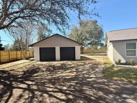 4835 County Road 380 Houston TX 77583