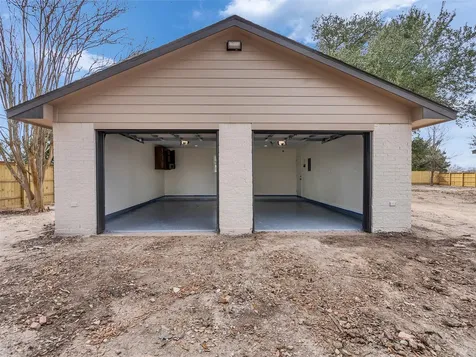 4835 County Road 380 Houston TX 77583