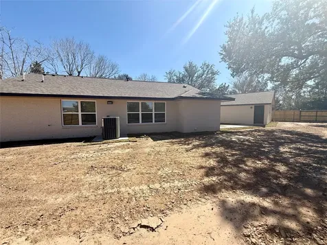 4835 County Road 380 Houston TX 77583