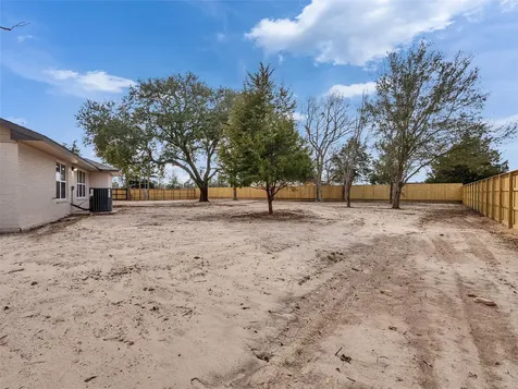 4835 County Road 380 Houston TX 77583