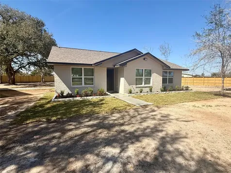 4835 County Road 380 Houston TX 77583