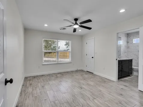 4835 County Road 380 Houston TX 77583