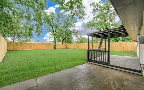 9259 Richland Drive Houston TX 77078