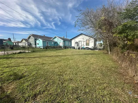 4009 Avenue L Galveston TX 77550