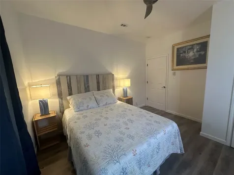 4009 Avenue L Galveston TX 77550