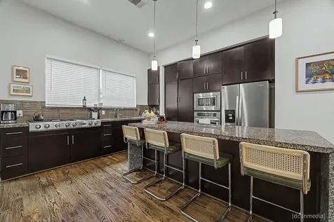 2110 Crocker Street Houston TX 77006