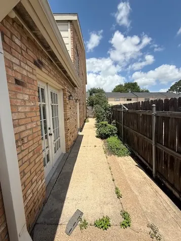 6201 Beverlyhill Street 8 Houston TX 77057