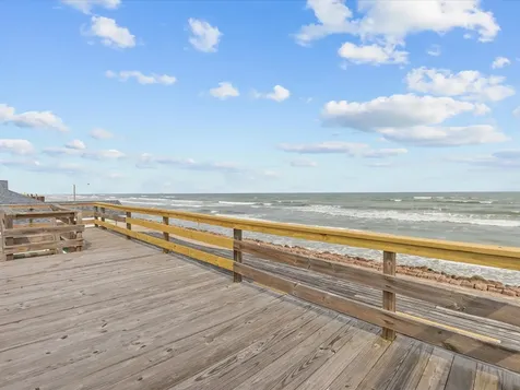 510 Beach Drive Surfside Beach TX 77541
