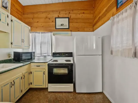 510 Beach Drive Surfside Beach TX 77541