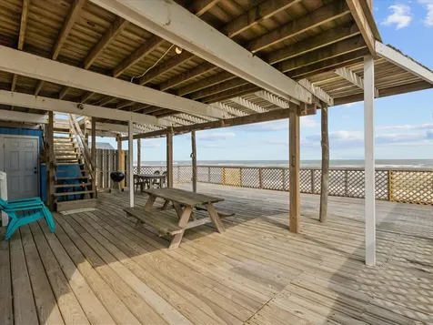510 Beach Drive Surfside Beach TX 77541