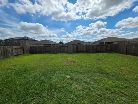 723 Crystal Lakes Drive Brookshire TX 77423