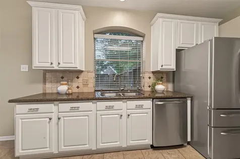6506 E Bending Oaks Lane Pearland TX 77584