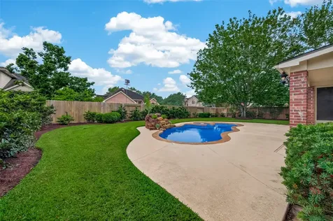 6506 E Bending Oaks Lane Pearland TX 77584