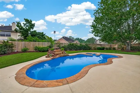 6506 E Bending Oaks Lane Pearland TX 77584