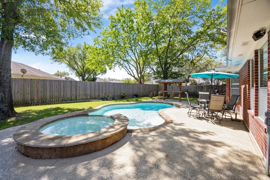 9907 Therrell Drive Houston TX 77064
