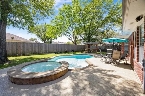 9907 Therrell Drive Houston TX 77064