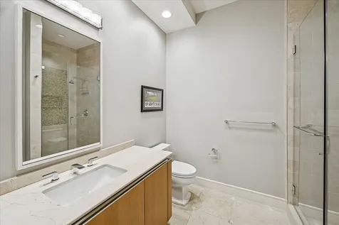 2727 Kirby Drive 12c Houston TX 77098