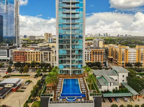 2727 Kirby Drive 12c Houston TX 77098