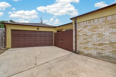 15915 Dunmoor Drive Houston TX 77059