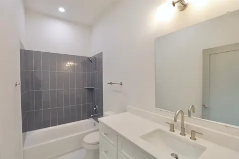 421 E 41st Street Houston TX 77022