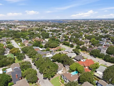 4814 Denver Drive Galveston TX 77551