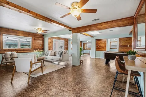 557 Pompano Street Bayou Vista TX 77563