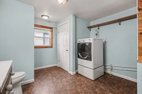 557 Pompano Street Bayou Vista TX 77563