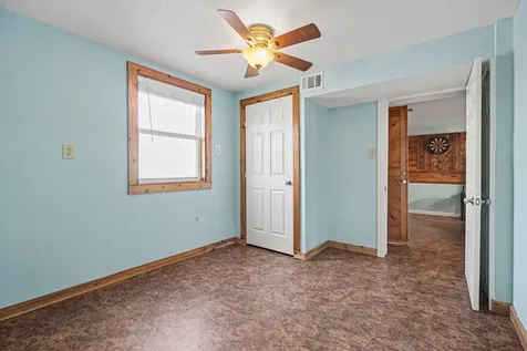 557 Pompano Street Bayou Vista TX 77563